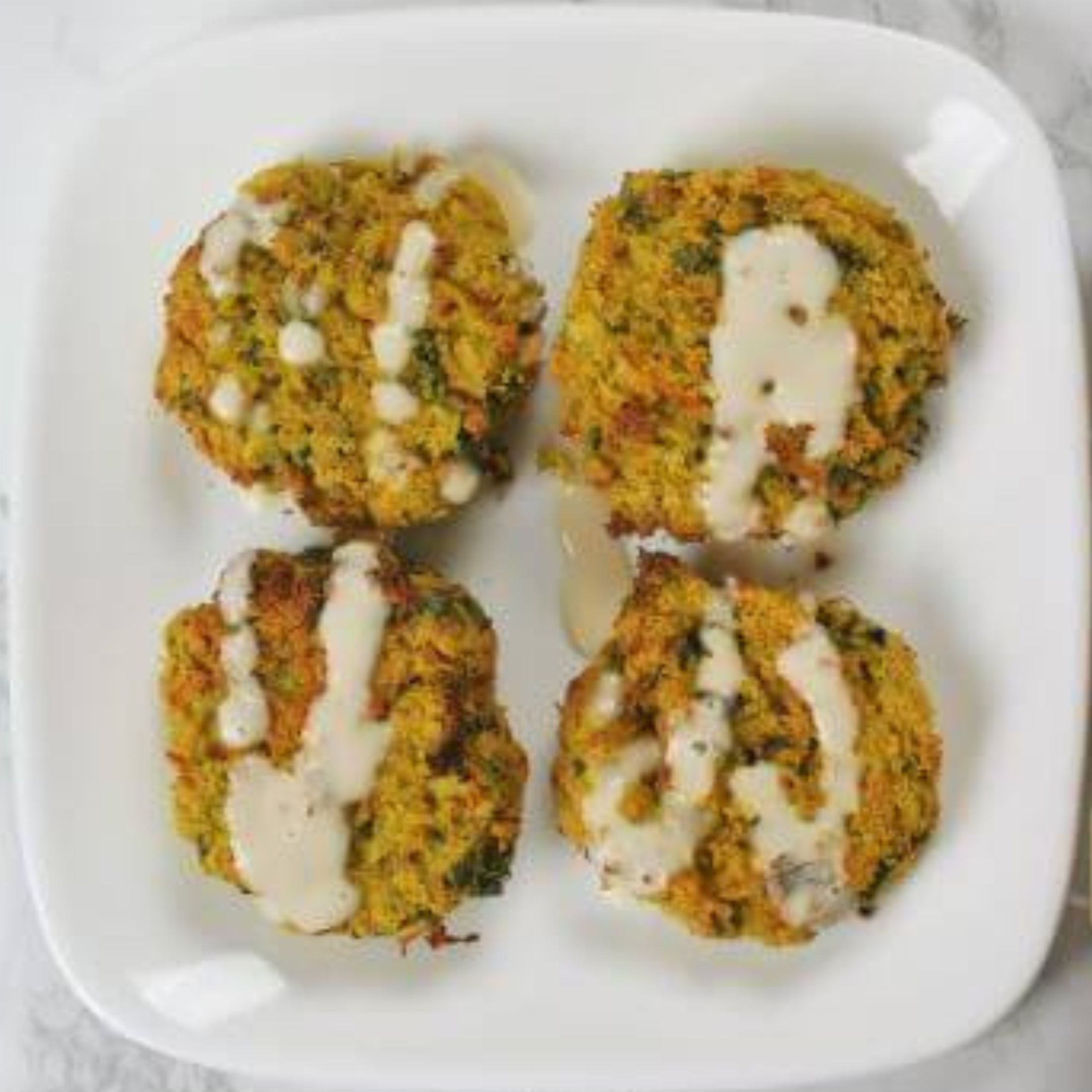 Four Falafel made from Chickpeas, Cauliflower and Turmeric Seasoning