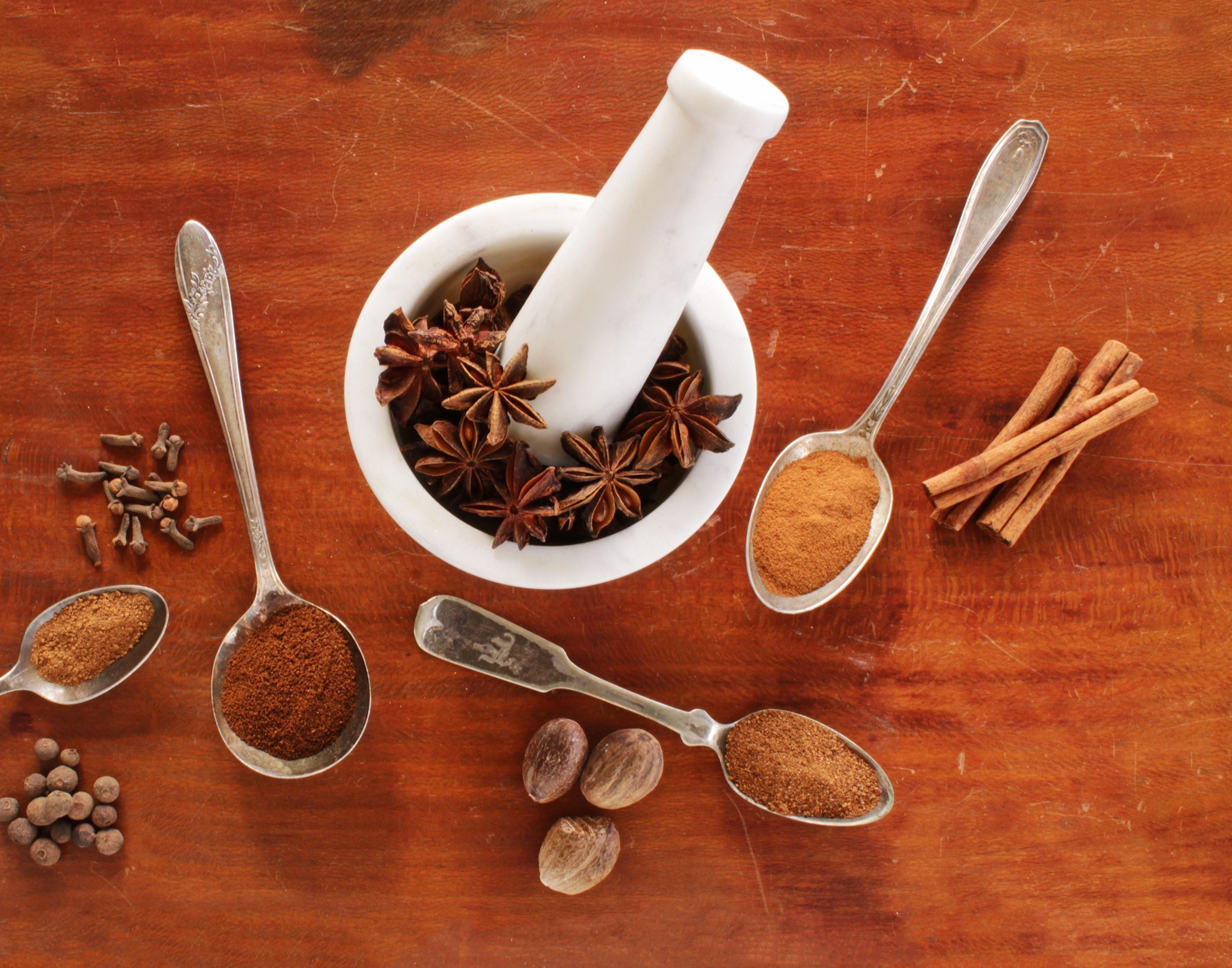 Baking Spices: Cinnamon, Nutmeg, Allspice, Star Anise